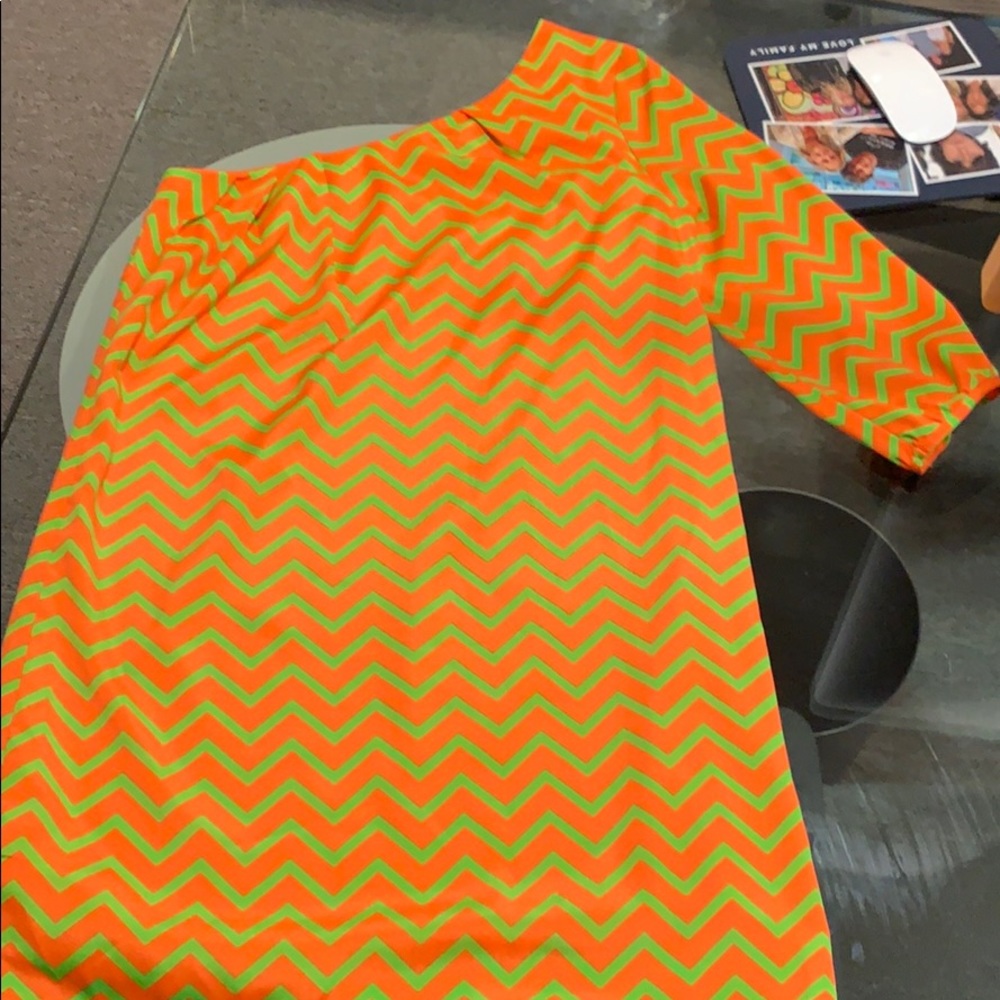 Mini dress half shoulder